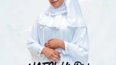 Ukhty Sitraty - Nafsi Huru