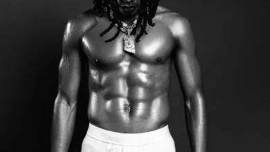 Kusslove Ft Rayvanny - Moyo