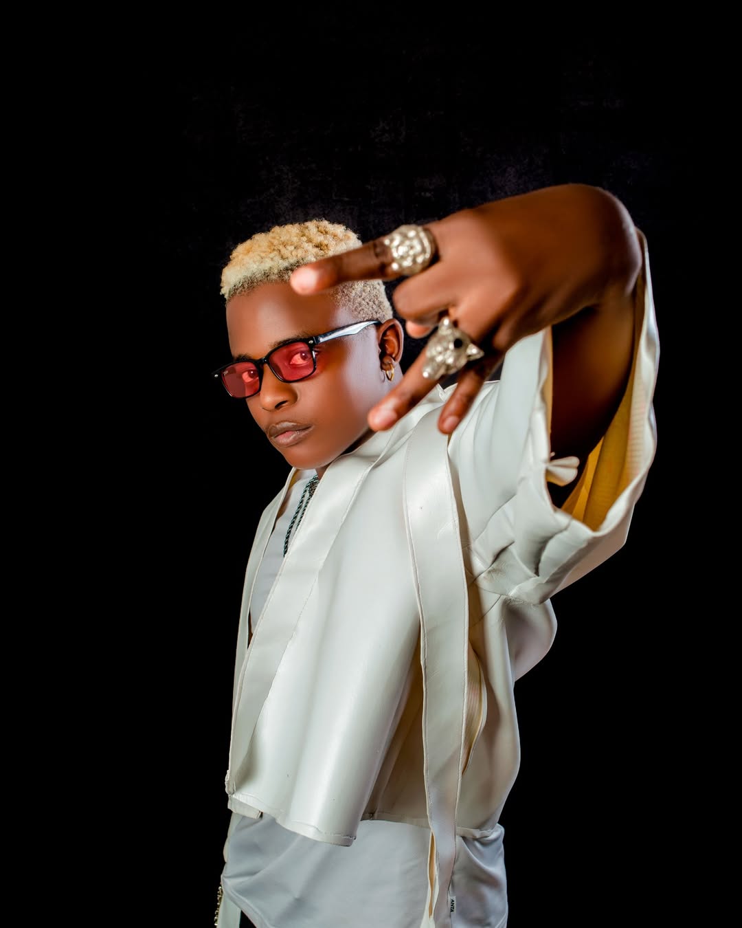Mchina Mweusi Ft. Soja wa Brazil – Ex Usinitafute