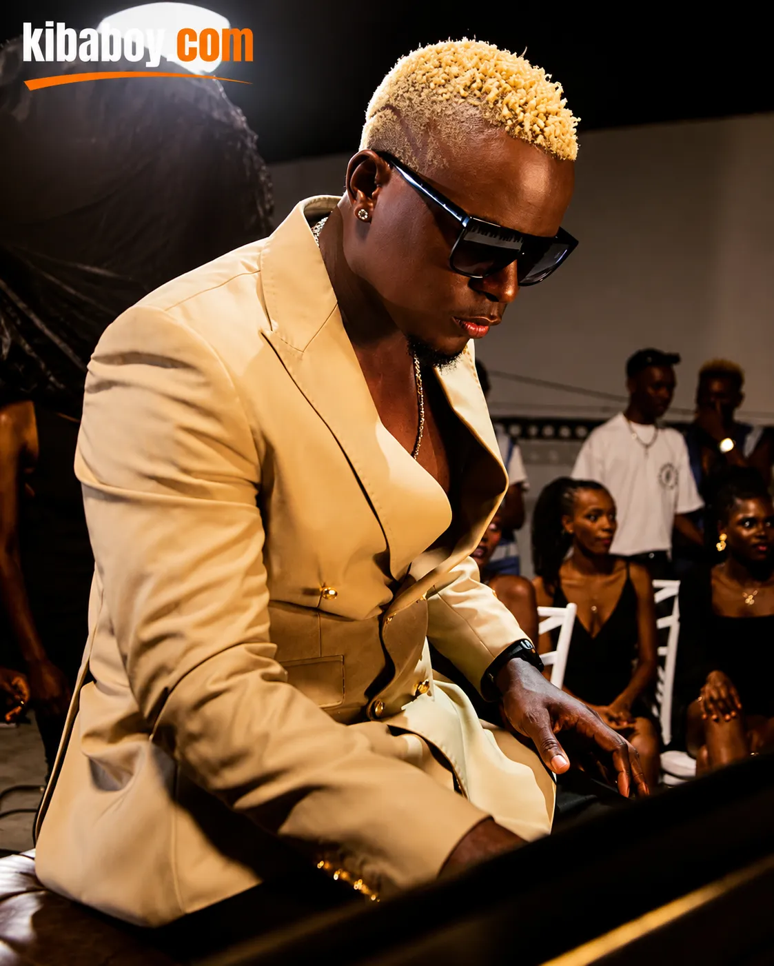 Willy Paul - Kangaroo (Komosava)